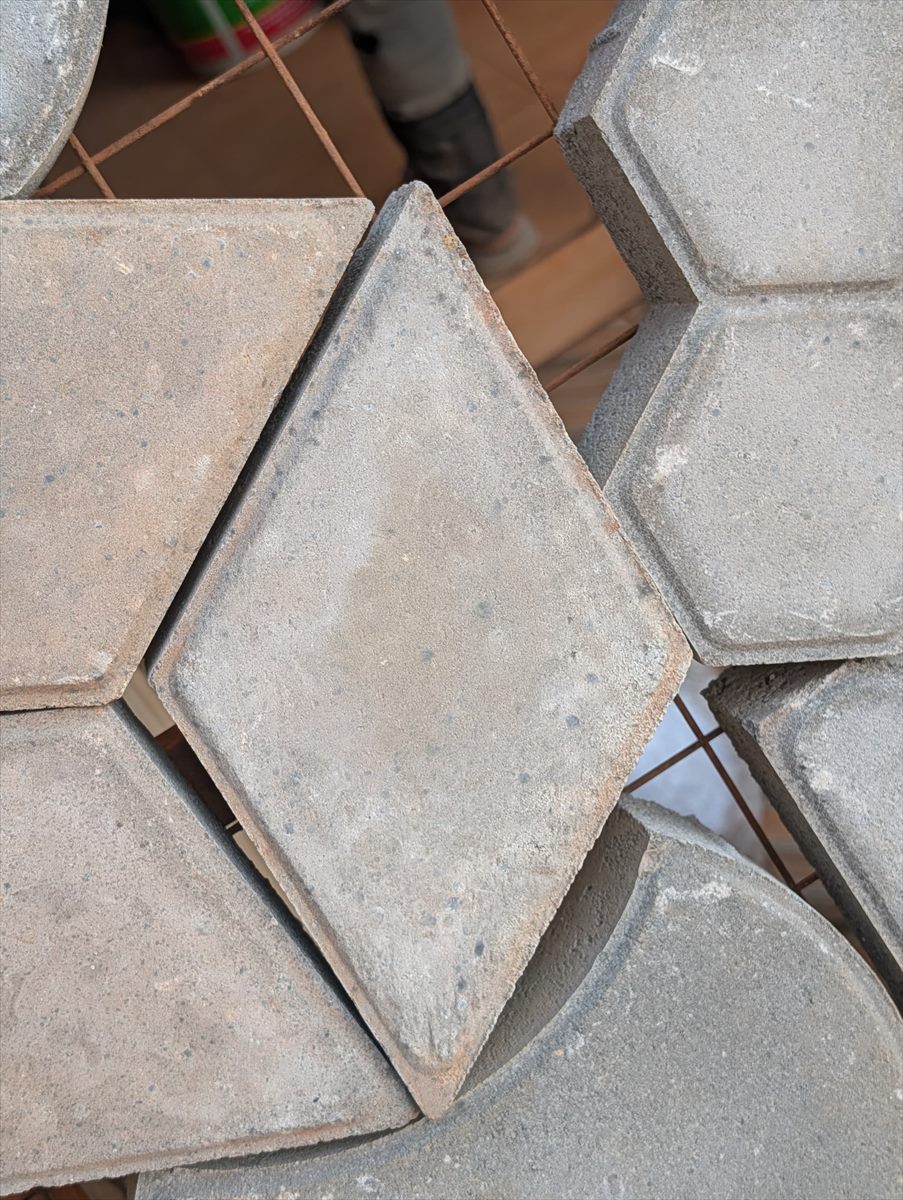 BOKSWA Rhombus concrete paver profile