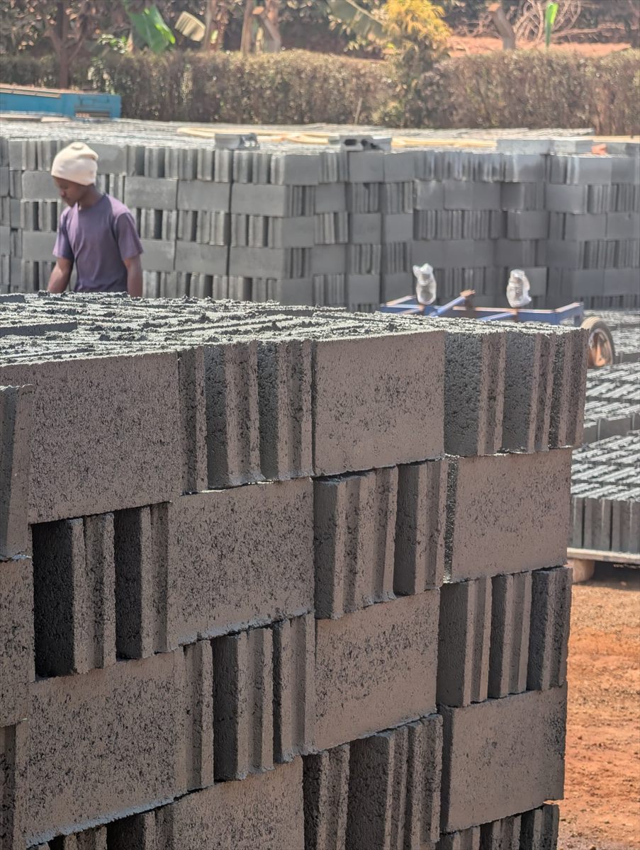BOKSWA blocks stacked at an active construction site