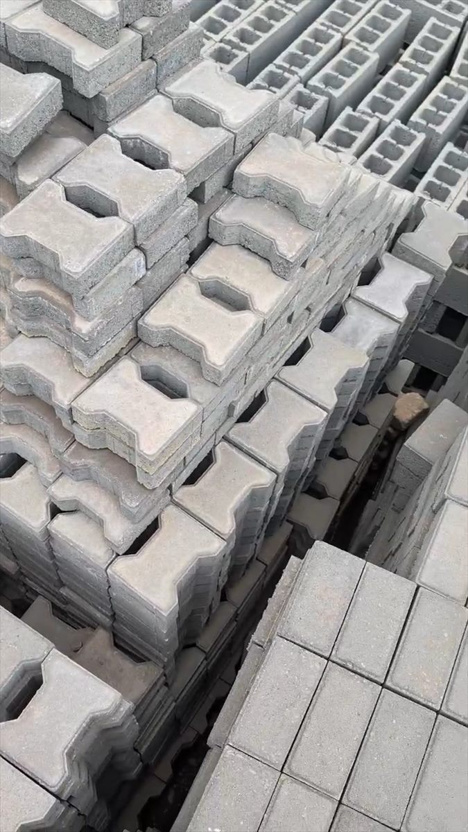 Close view of BOKSWA pavers stacked for dispatch